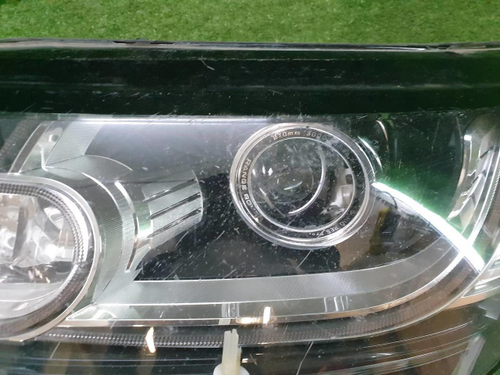 Битая Фара левая Range Rover Vogue 4 (2012-2017) ксенон