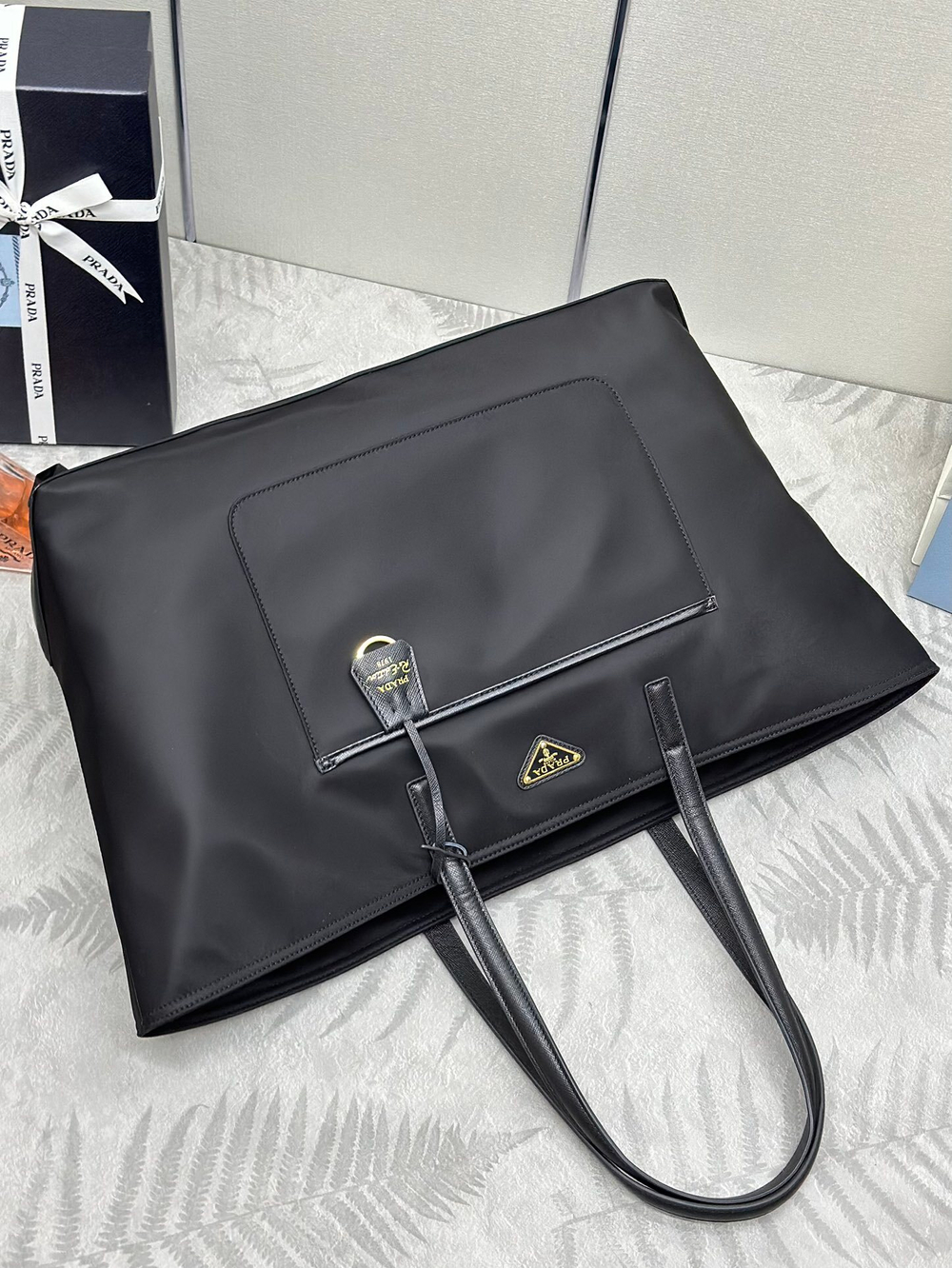Prada Re-Edition 1978 Large Tote Bag