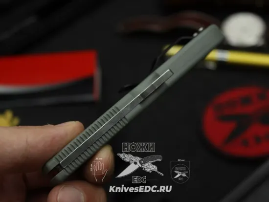 Складной нож Spyderco Endura C10PSFG c клинком из стали VG-10, рукоять FRN