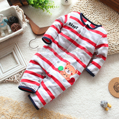 Комбинезон HAPPY в полоску с аппликацией медведя