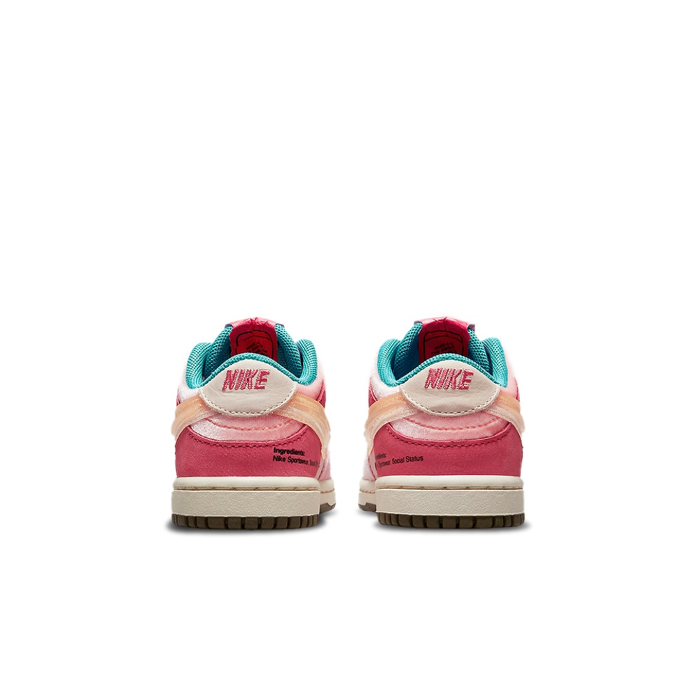 Детские кроссовки Nike x Social Status Dunk Low 'Strawberry Milk' DM3350-600