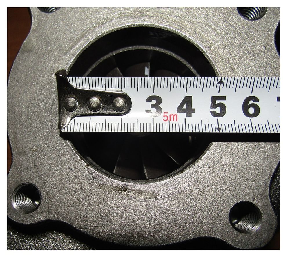 Турбокомпрессор Ricardo R6105AZLDS1; TDK 110 6LT(XDJ75-1)/Turbocharger