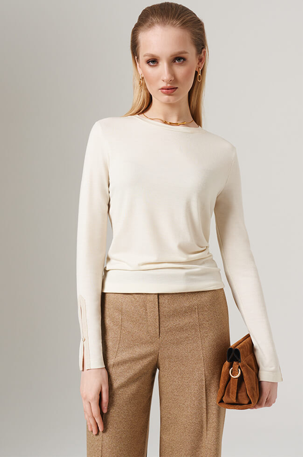 23095 Джемпер женский (молочный)