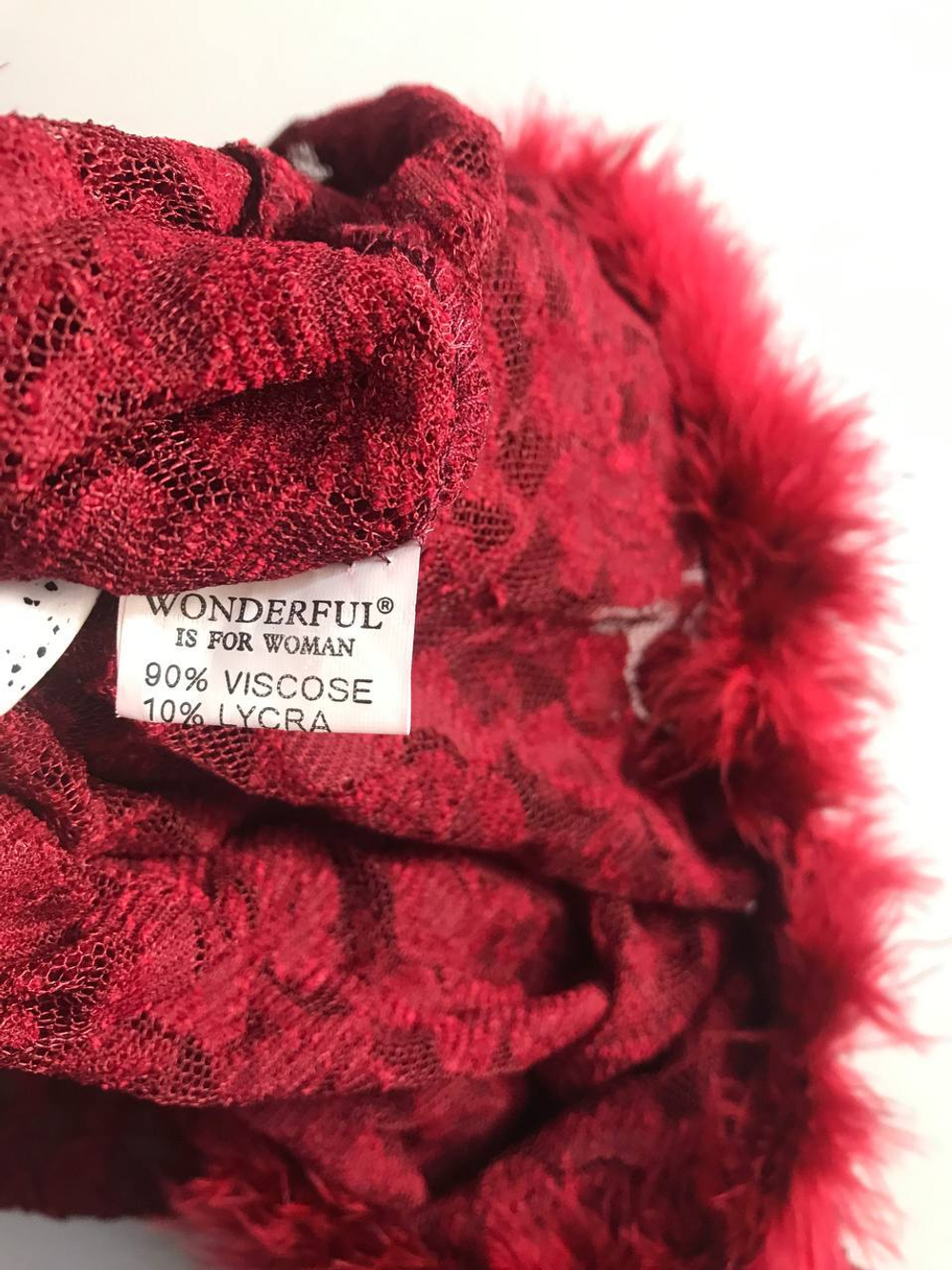 Блузка Wonderful гипюровая, визуально на 42 размер