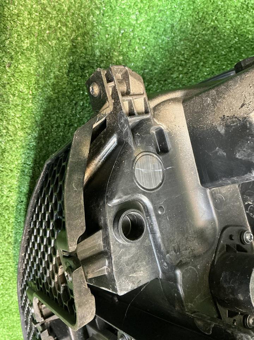 Фара левая Geely Atlas Pro (2021-2025) LED