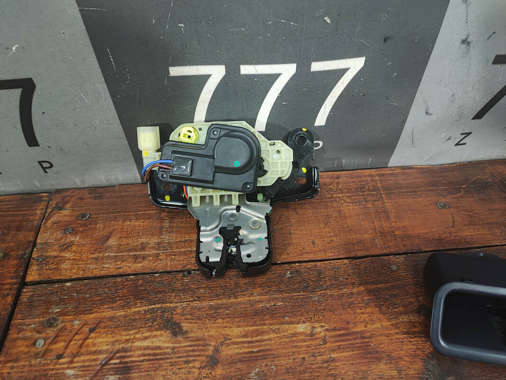 Замок крышки багажника комплект Haval F7 1 19-24 Б/У Оригинал 6305100XKY74A