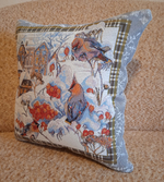 Декоративный гобеленовый чехол для интерьерной подушки Свиристель городок 38*38