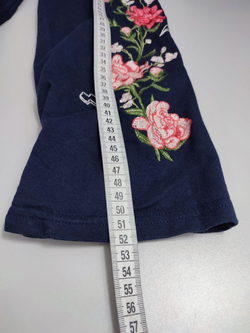 Джемпер с вышивкой 42 размер