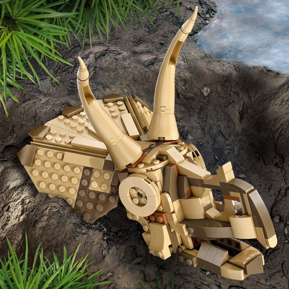 LEGO Jurassic World - Скелеты динозавров: череп трехрогого динозавра 76969