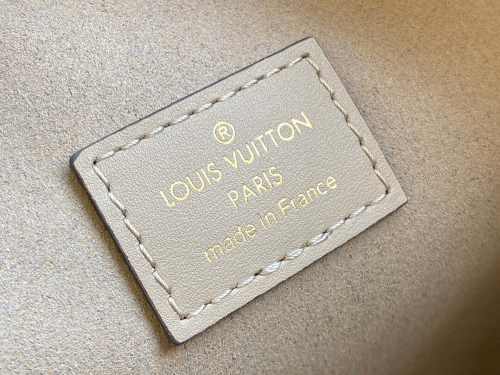 Louis Vuitton NeoNoe MM
