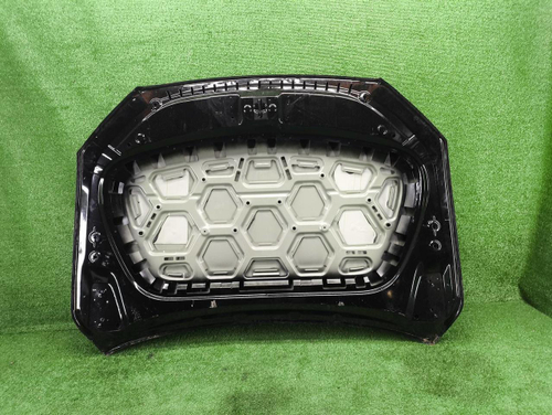 Капот Geely Monjaro (2021-н.в.)