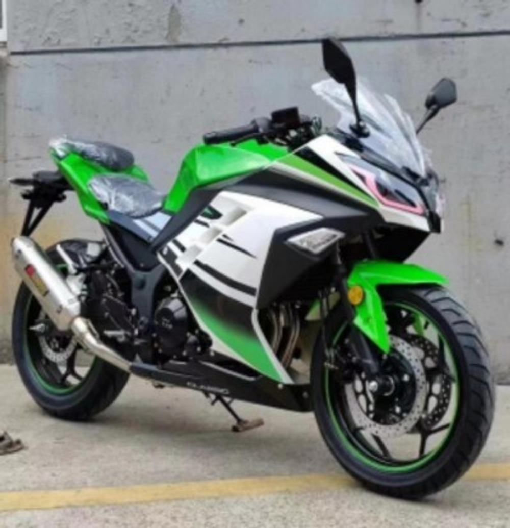 Мотоцикл бензиновый Ninja 400CC Water-cooled Carburetor