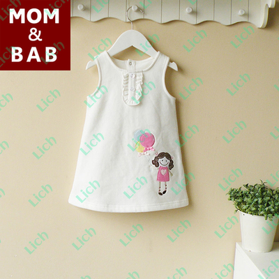 Платье с аппликацией в виде девочки с воздушными шариками