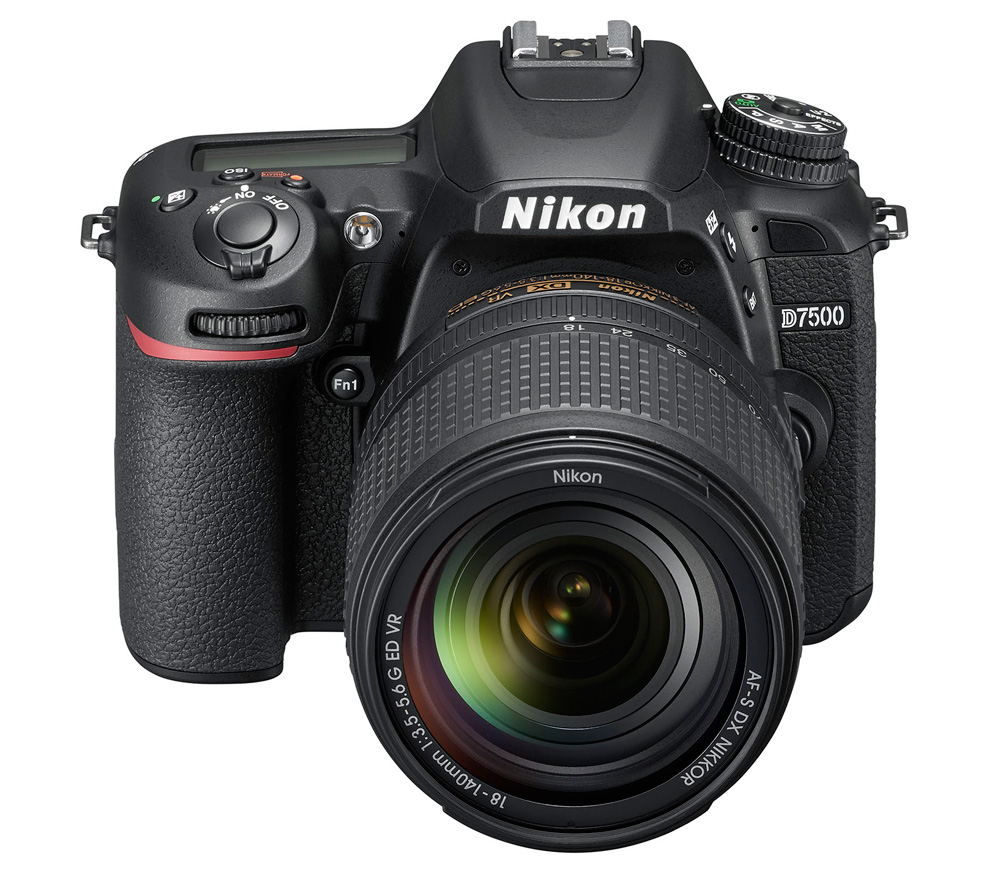 Зеркальный фотоаппарат Nikon D7500 Kit 18-140mm VR DX