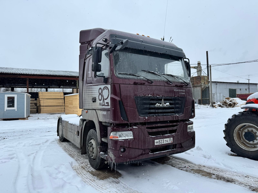 МАЗ 5440 4x2 Седельный тягач 54402L-531-031 (Дизельный, 11,6 л, 453 л.с., АТ)