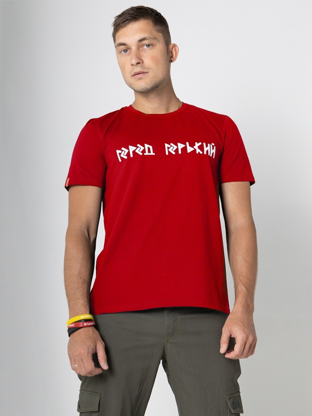 Футболка красная Город Горький