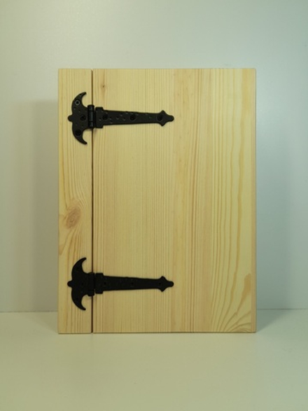 Для творчества Ключница под роспись или покраску настенная закрытая