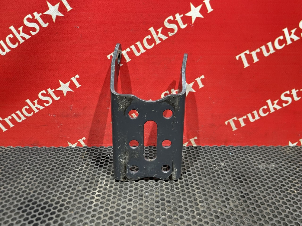 Кронштейн амортизатора переднего левый 2021г.