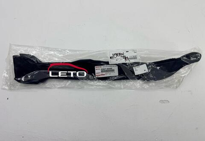 Уплотнитель переднего правого крыла 53827-0E050 538270E050