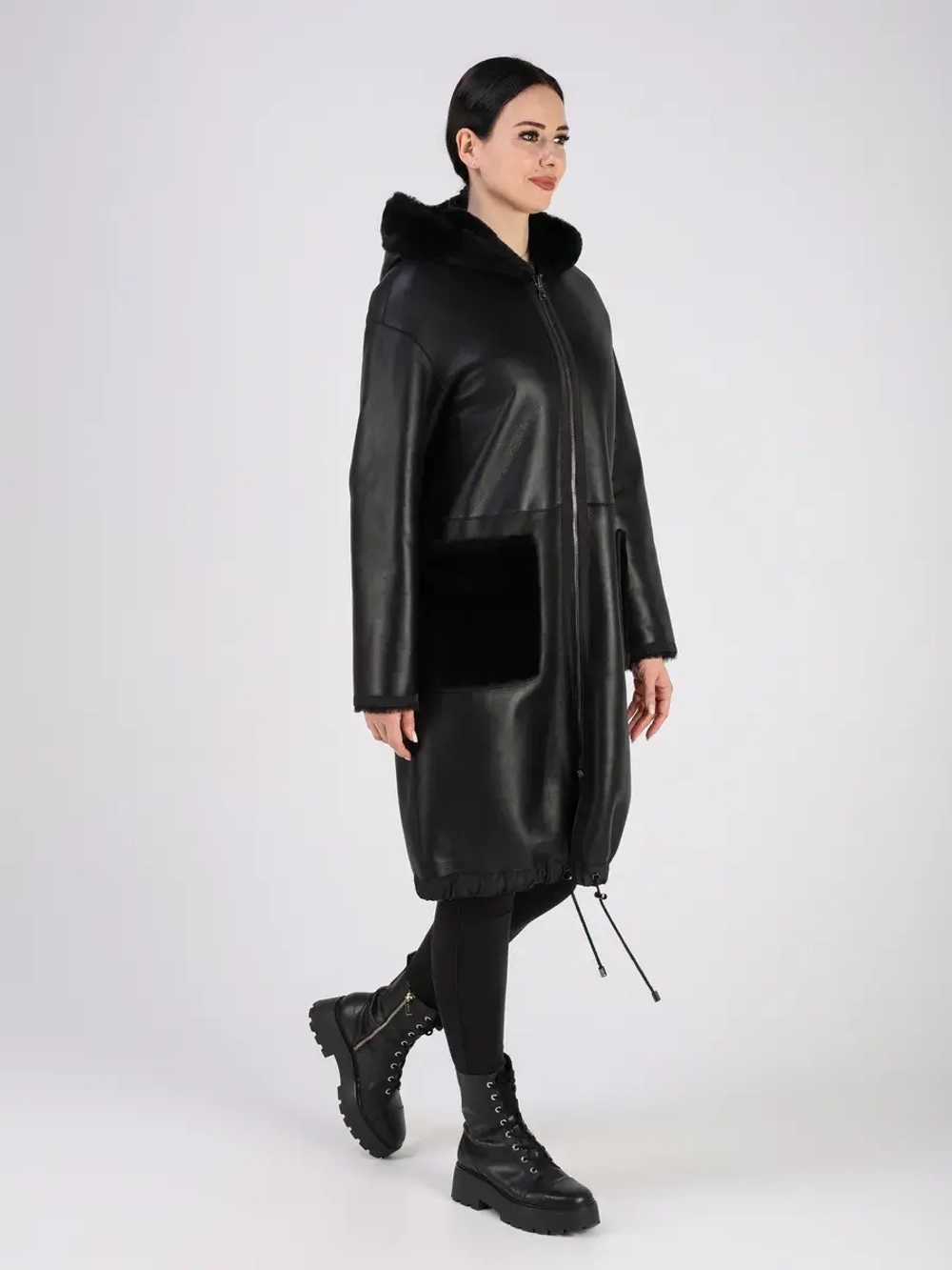 Дубленка зимняя натуральная с капюшоном шуба