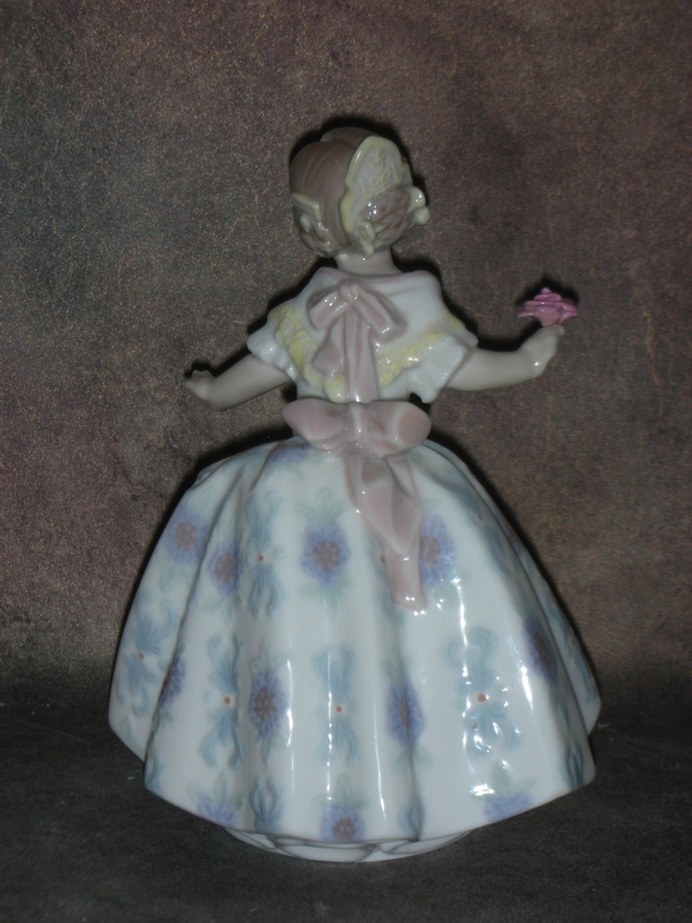 Статуэтка. Фарфор. Карменсита. Lladro. Испания
