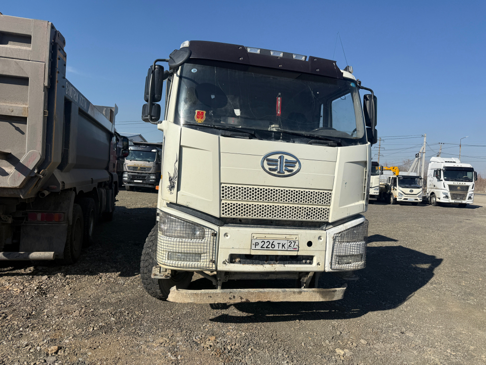 FAW J6 8x4 Самосвал СА3310Р66K24T4E5 (Дизельный, 11,1 л, 420 л.с., МТ)