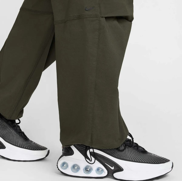 Брюки Nike Tech Woven Oversized dark green