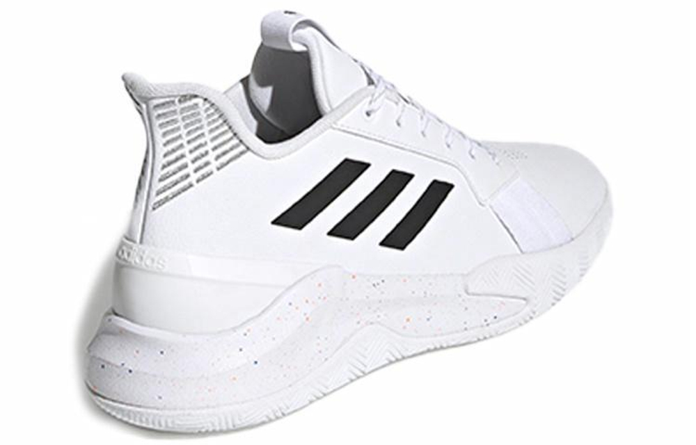 Кроссовки Adidas Runthegame