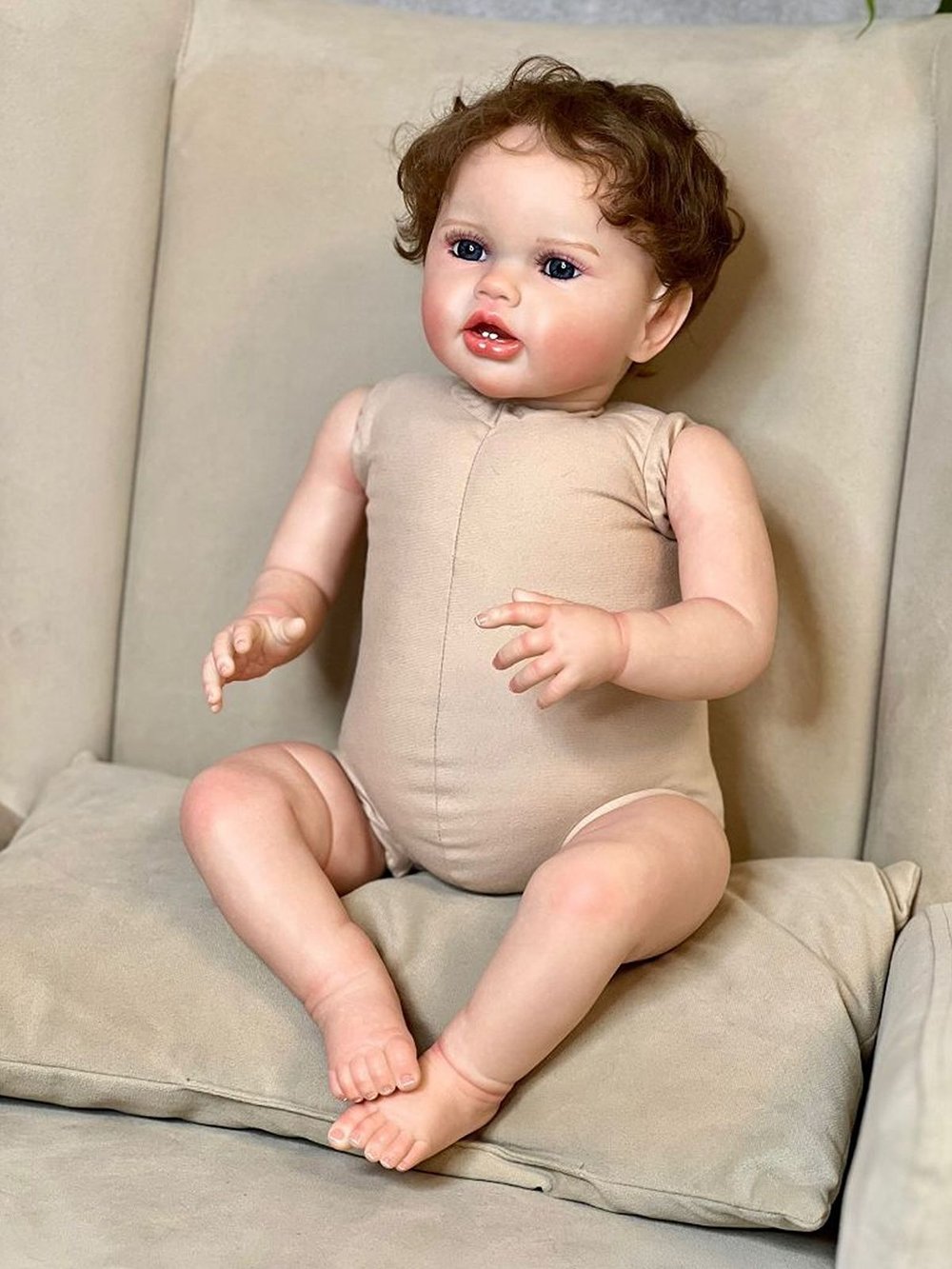 Кукла Реборн мягконабивная 60см в пакете (FA-589)