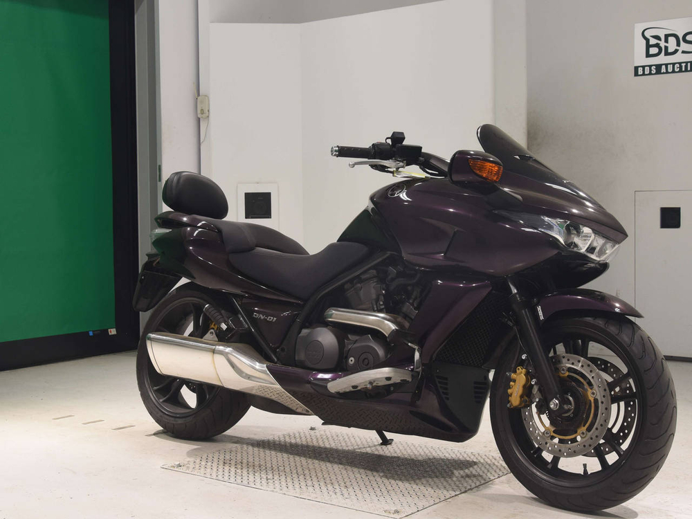 Honda DN-01 , 2008