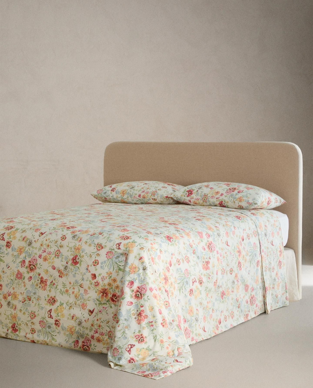 Zara Home - Атласная простыня с цветочным принтом, белый, 290x280 см