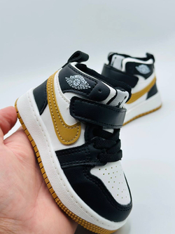 Детские кроссовочки Nike Air Jordan Kids