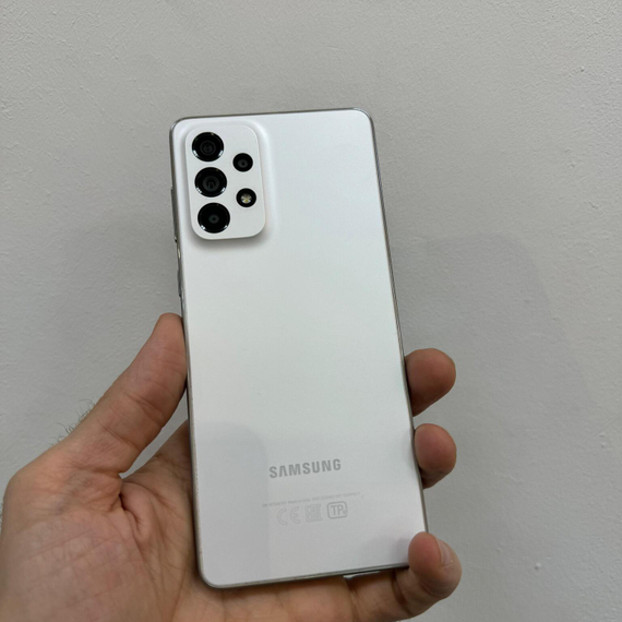 Samsung Galaxy A73 8/256GB (новый комплект)