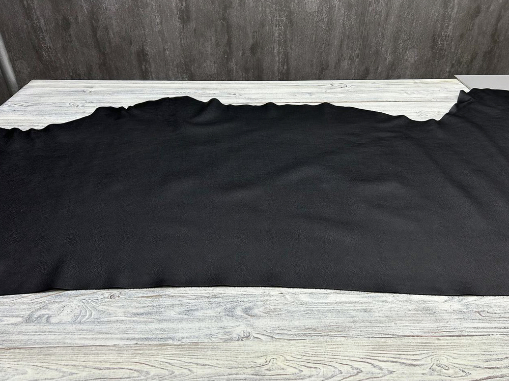 Paradigma Lux Black (1,3-1,5 мм), цв. Черный, натуральная кожа