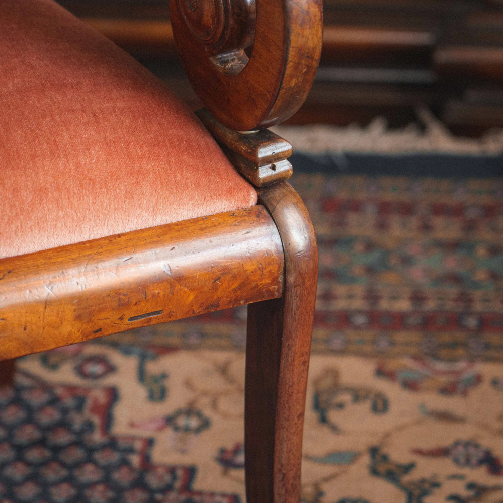 Кресло в стиле Ампир