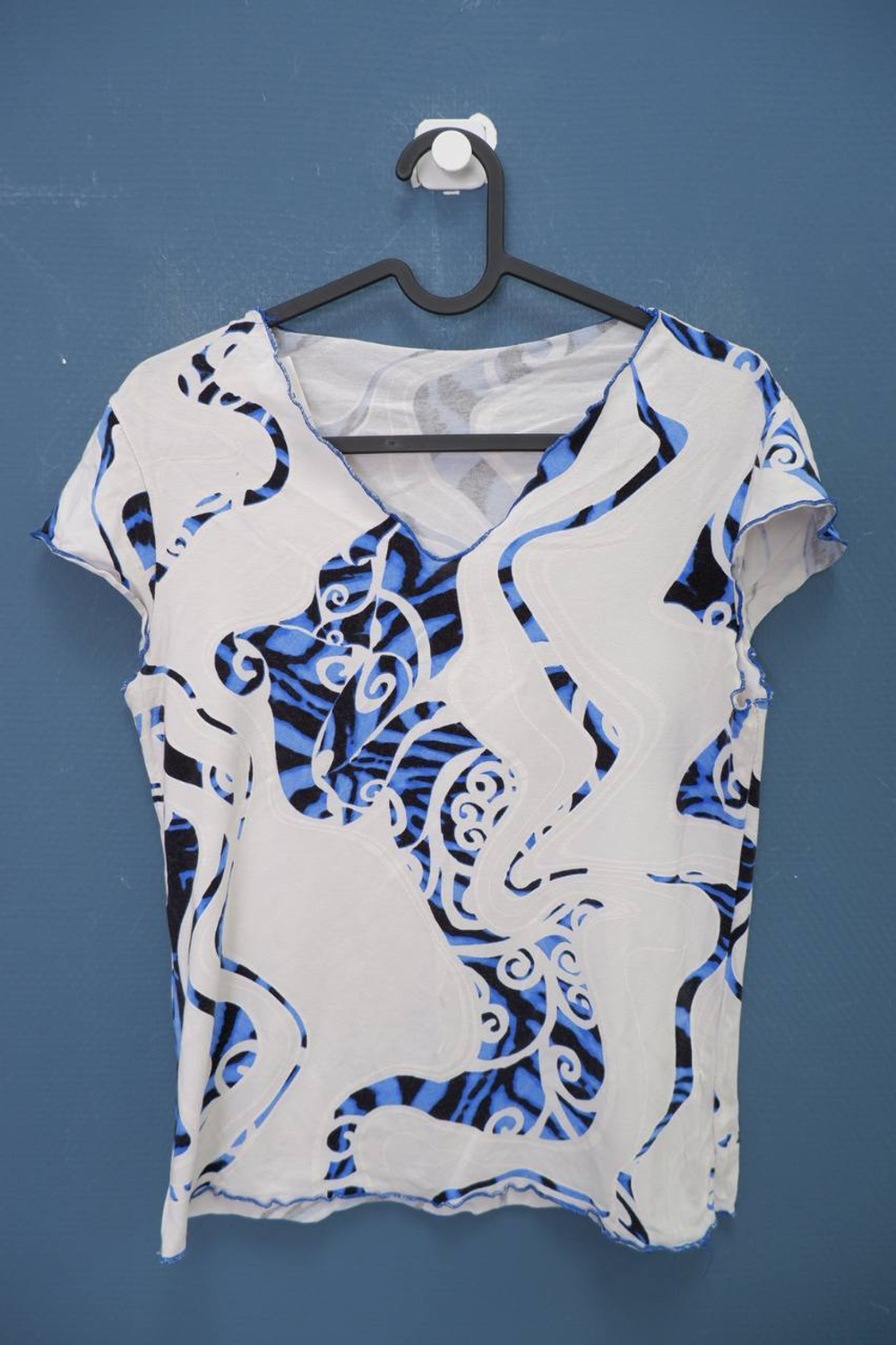 Футболка с принтом 44-46 размер