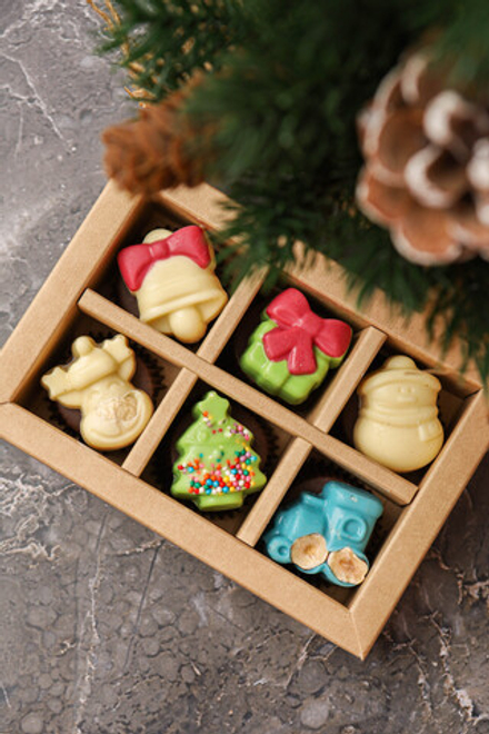 Фигурные новогодние конфеты