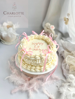 Торт в стиле Ламбет с бантиками