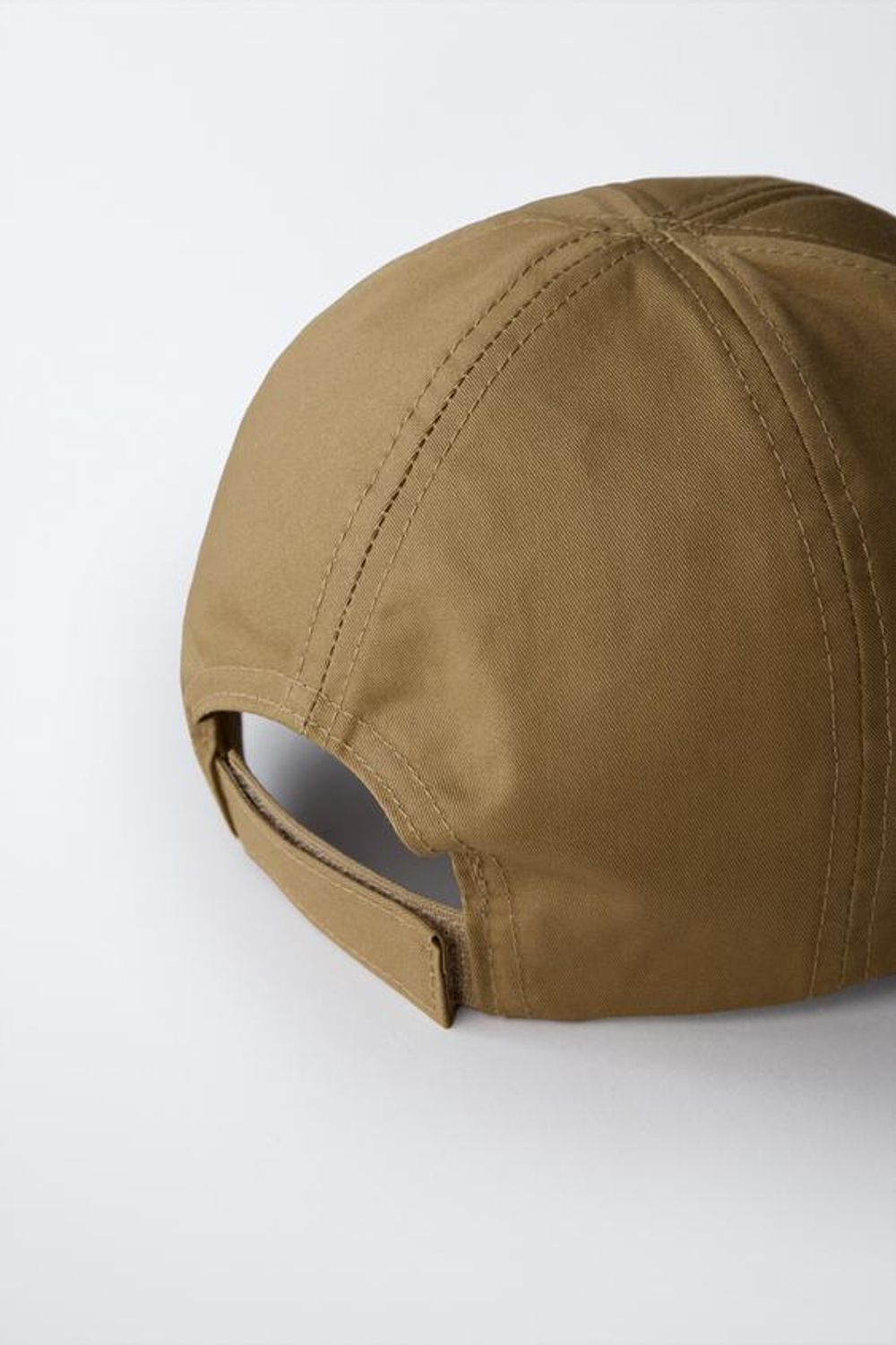 ZARA ОДНОТОННАЯ КЕПКА, ПЕСОЧНЫЙ