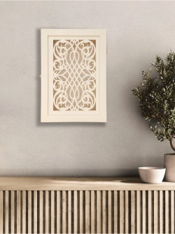 Ключница настенная в прихожую закрытая