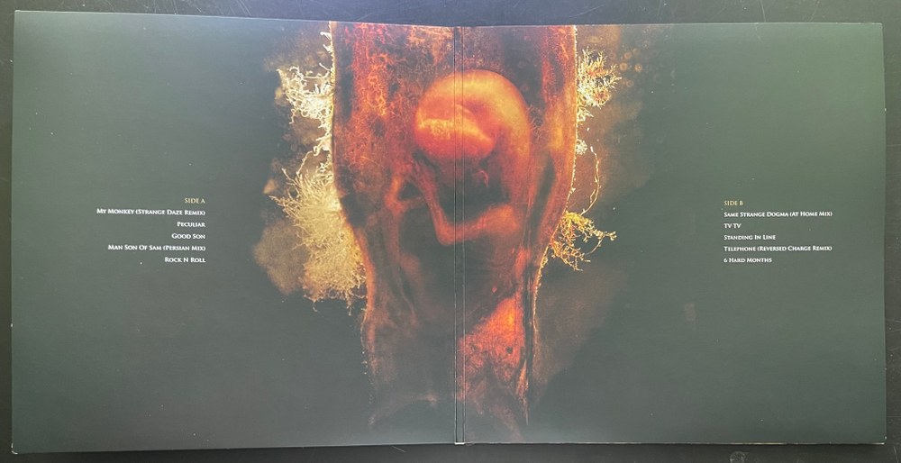 Marilyn Manson & The Spooky Kids ‎– Dancing With The Antichrist (Англия 2022г.) Colored