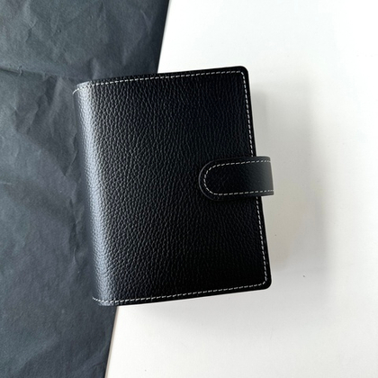 Обложка на кольцах А6 на хлястике