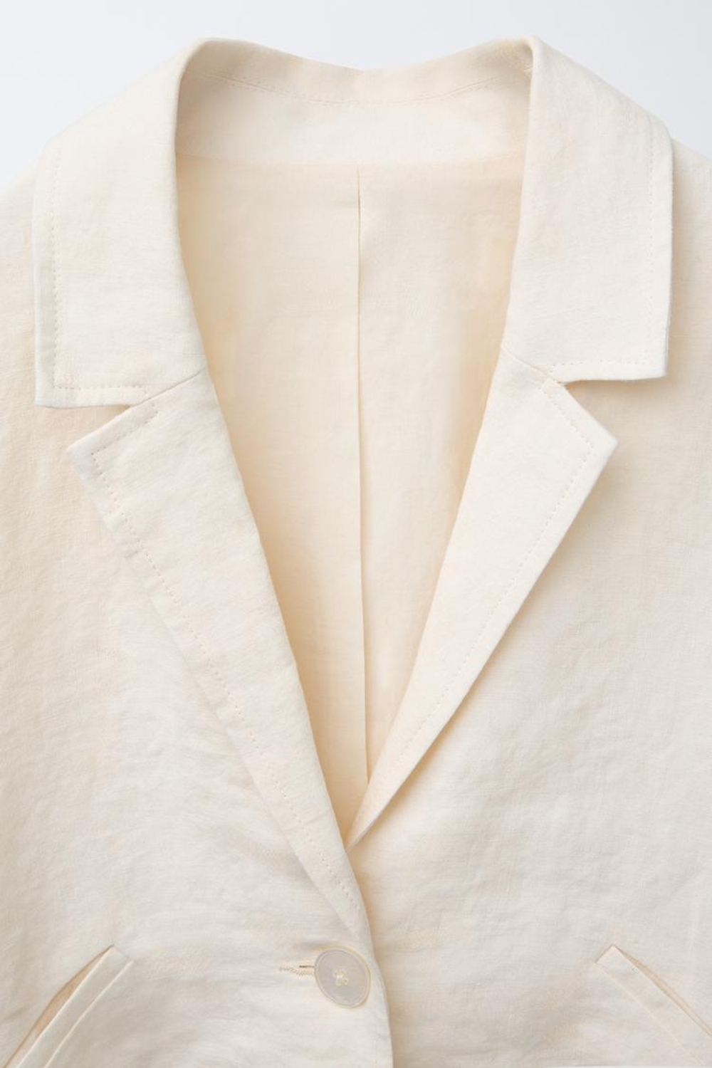 ZARA УКОРОЧЕННЫЙ БЛЕЙЗЕР ИЗ 100% ЛЬНА, ЖЕЛТОВАТО-БЕЛЫЙ