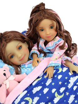 Набор кукол Ruby Red  Пижамная вечеринка (2105FMA)