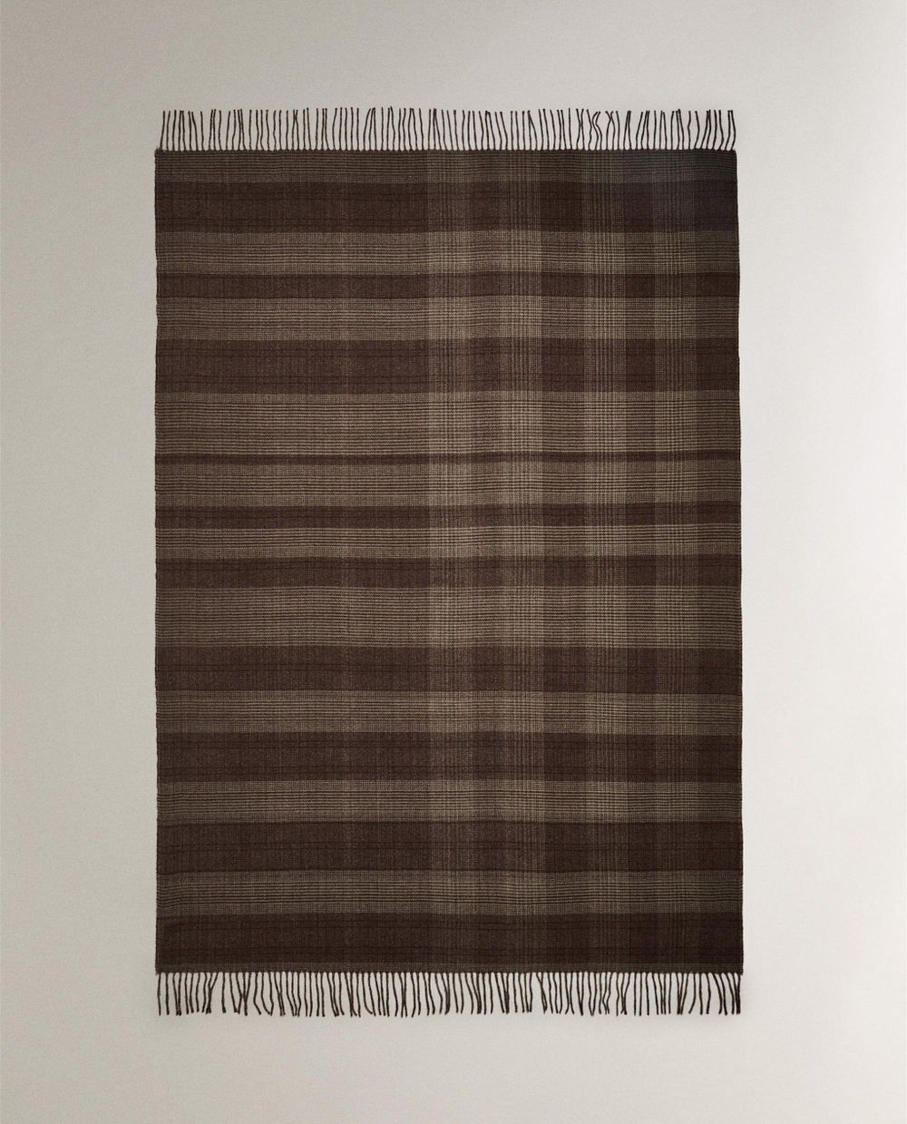 Zara Home плед из полиэстера, хаки, в полоску, 140x190 см