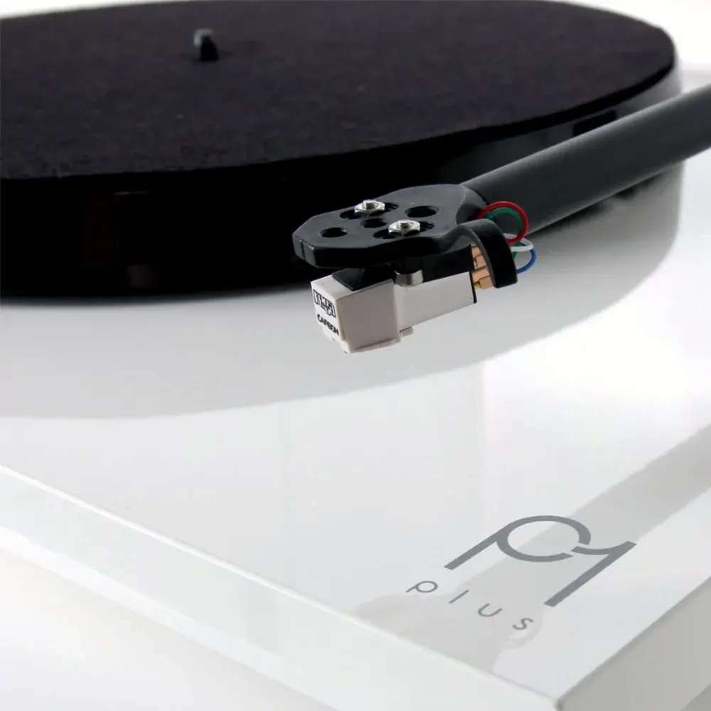 REGA PLANAR 1 Plus MATT WHITE ПРОИГРЫВАТЕЛЬ ВИНИЛОВЫХ ПЛАСТИНОК