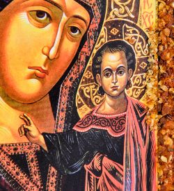 AMB-51/ 4 Икона Божией Матери «Казанская» (с янтарной крошкой) дер.рамка 21х30