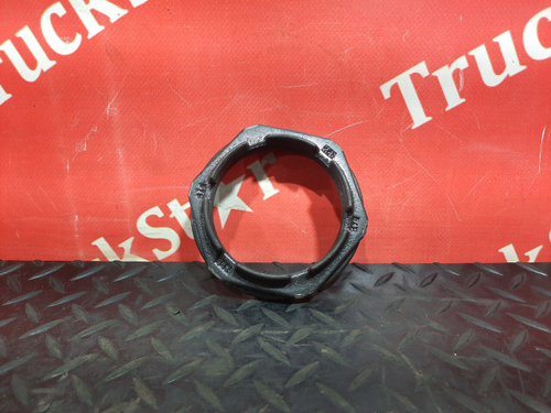 Гайка ступицы задней