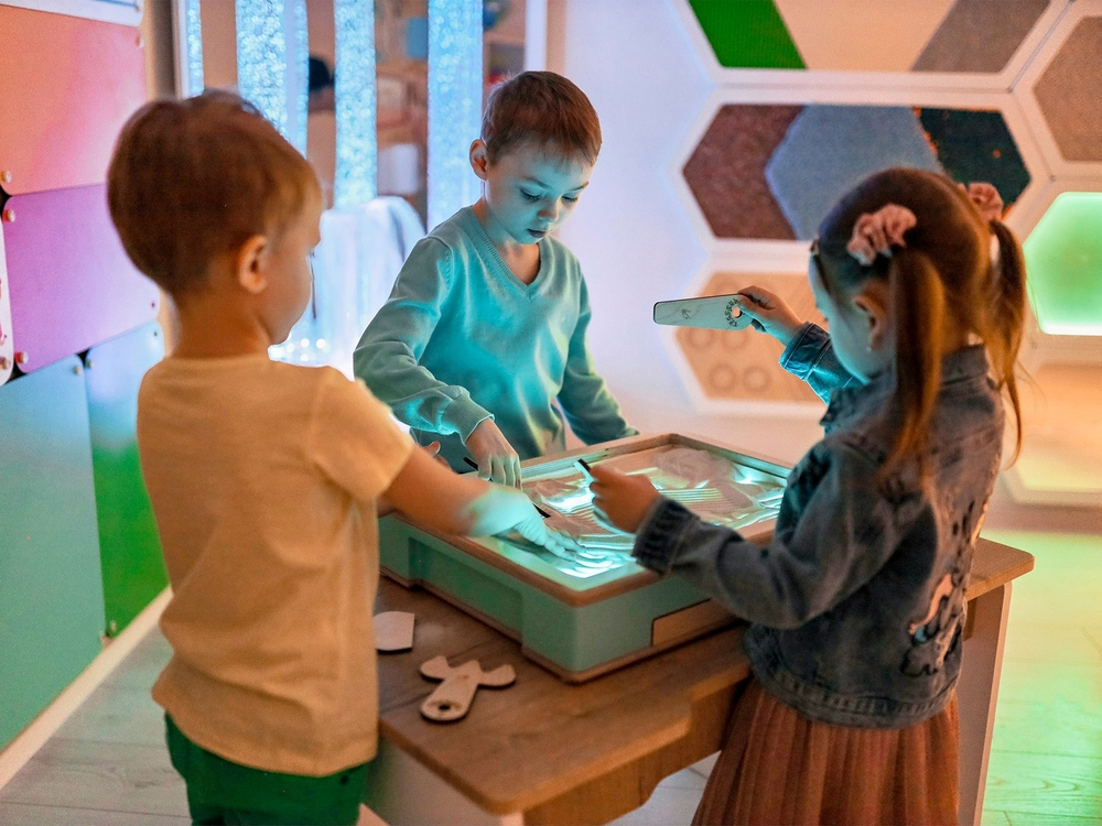 Световой стол для рисования песком Песочные истории