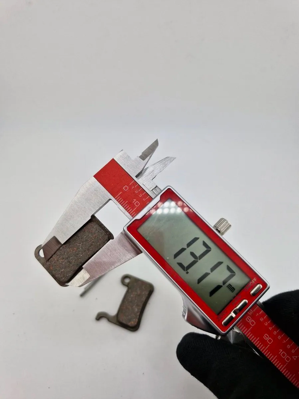 Тормозные колодки для велосипеда и самоката